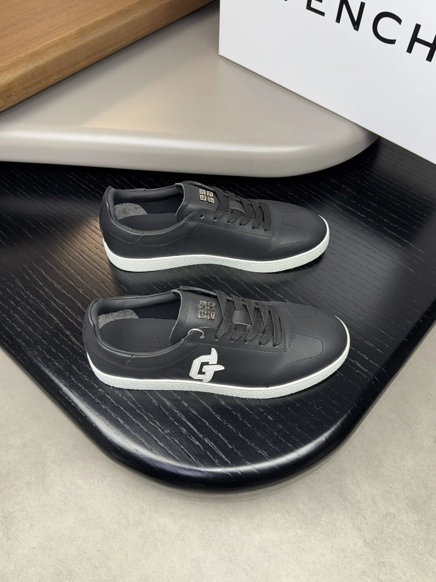Givenchy Shoes — b34f7e6e