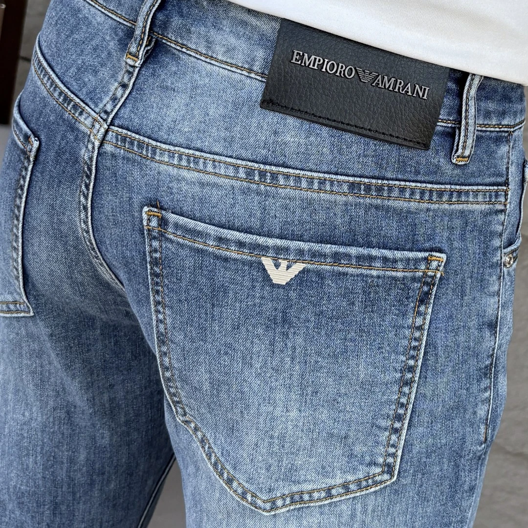 Armani Jeans — a29e2635