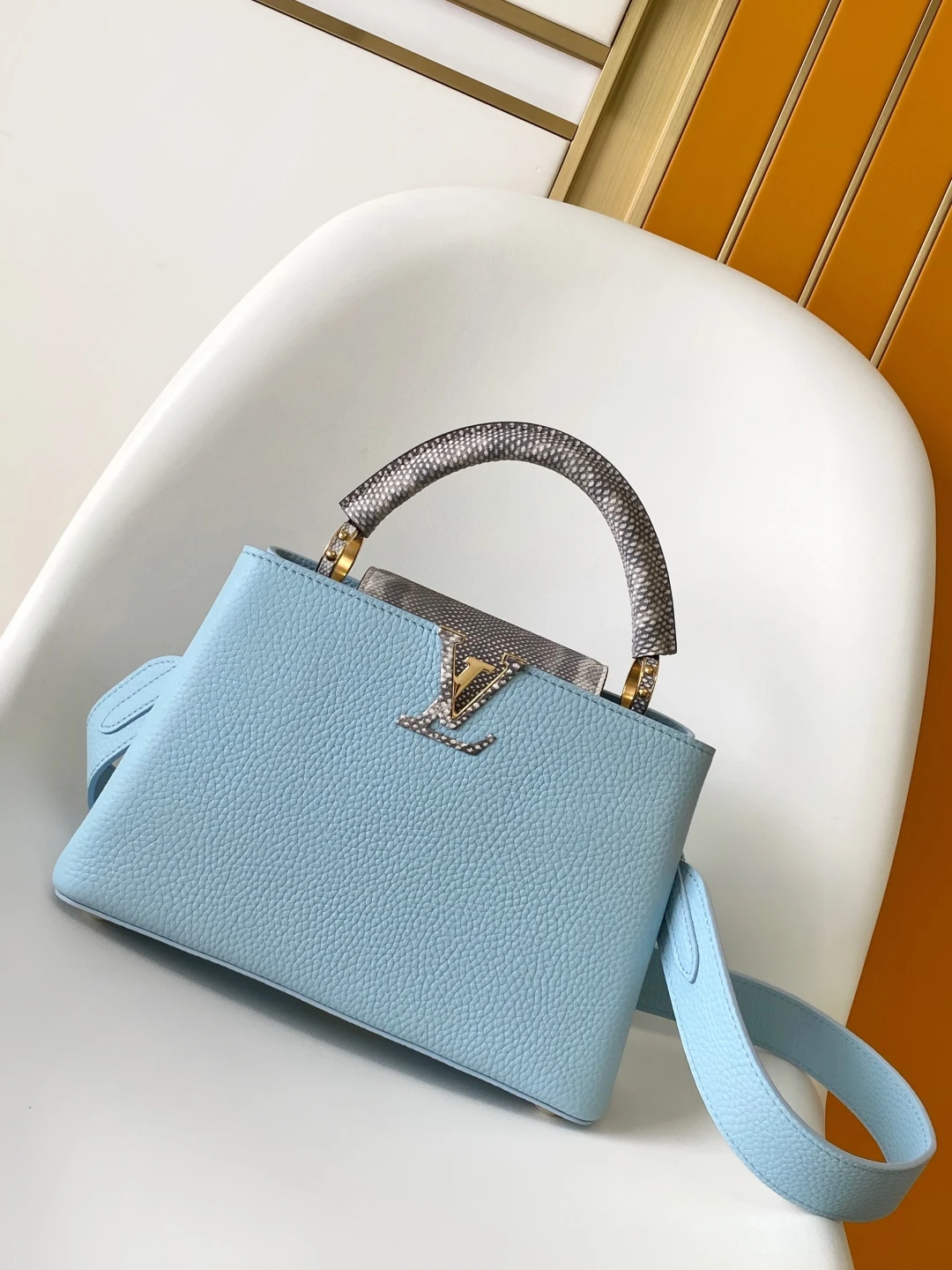 Louis Vuitton Bag — 500a9200