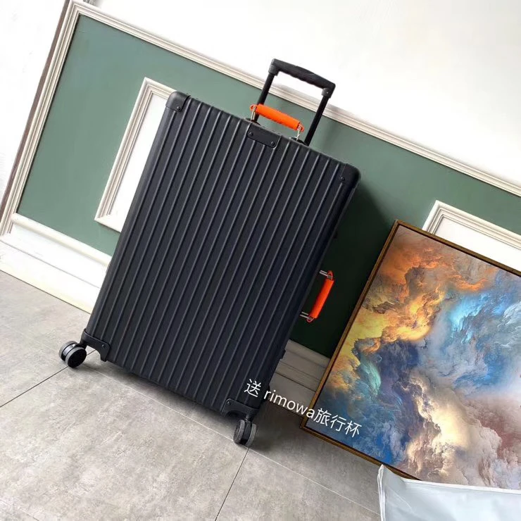 Luggage — 95a85b43