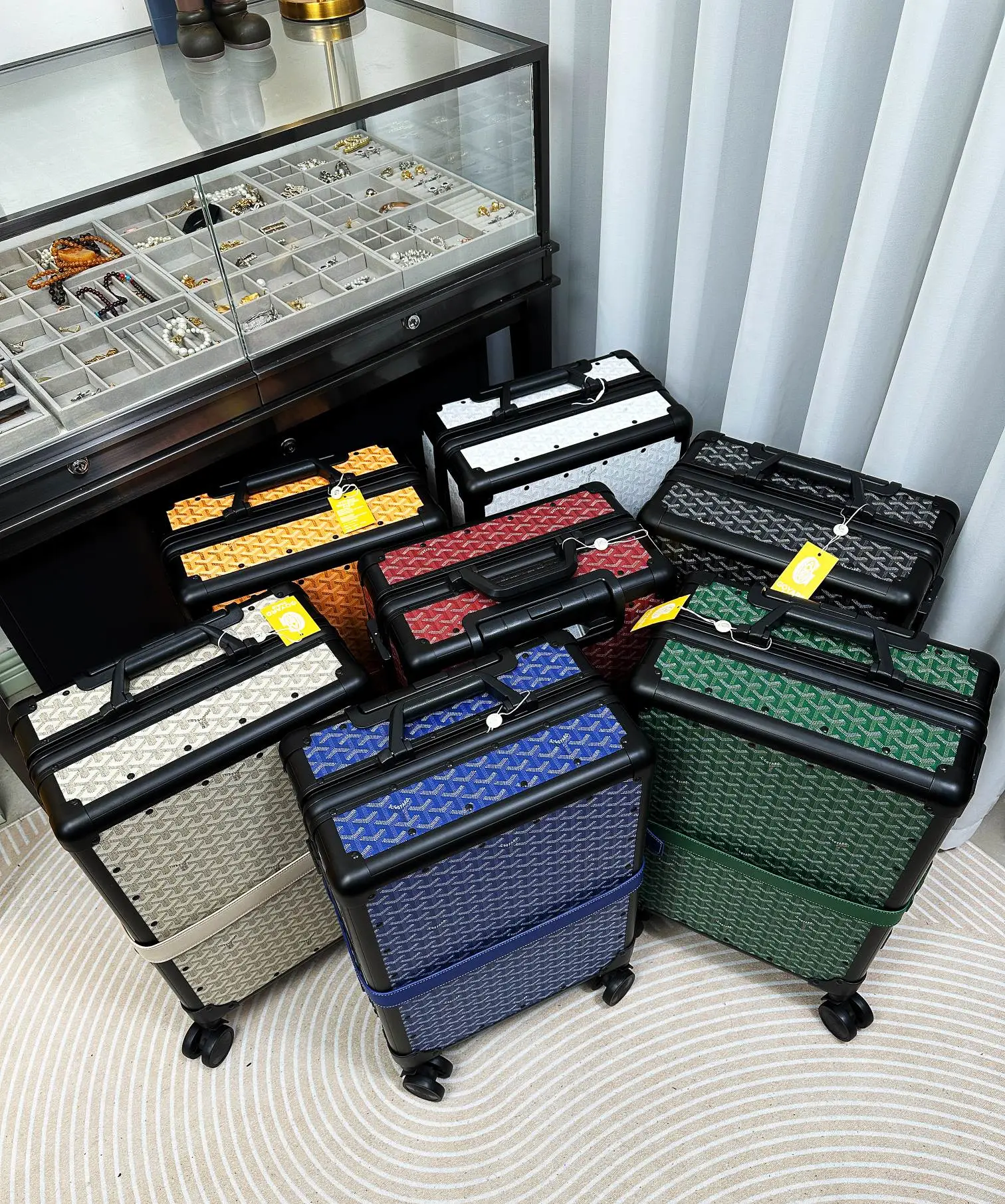 Goyard Luggage — 94f797a5