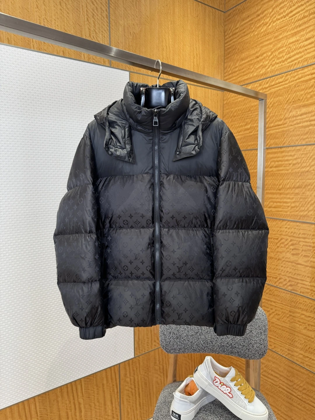 Louis Vuitton Down Jacket — 5bd8fc4f