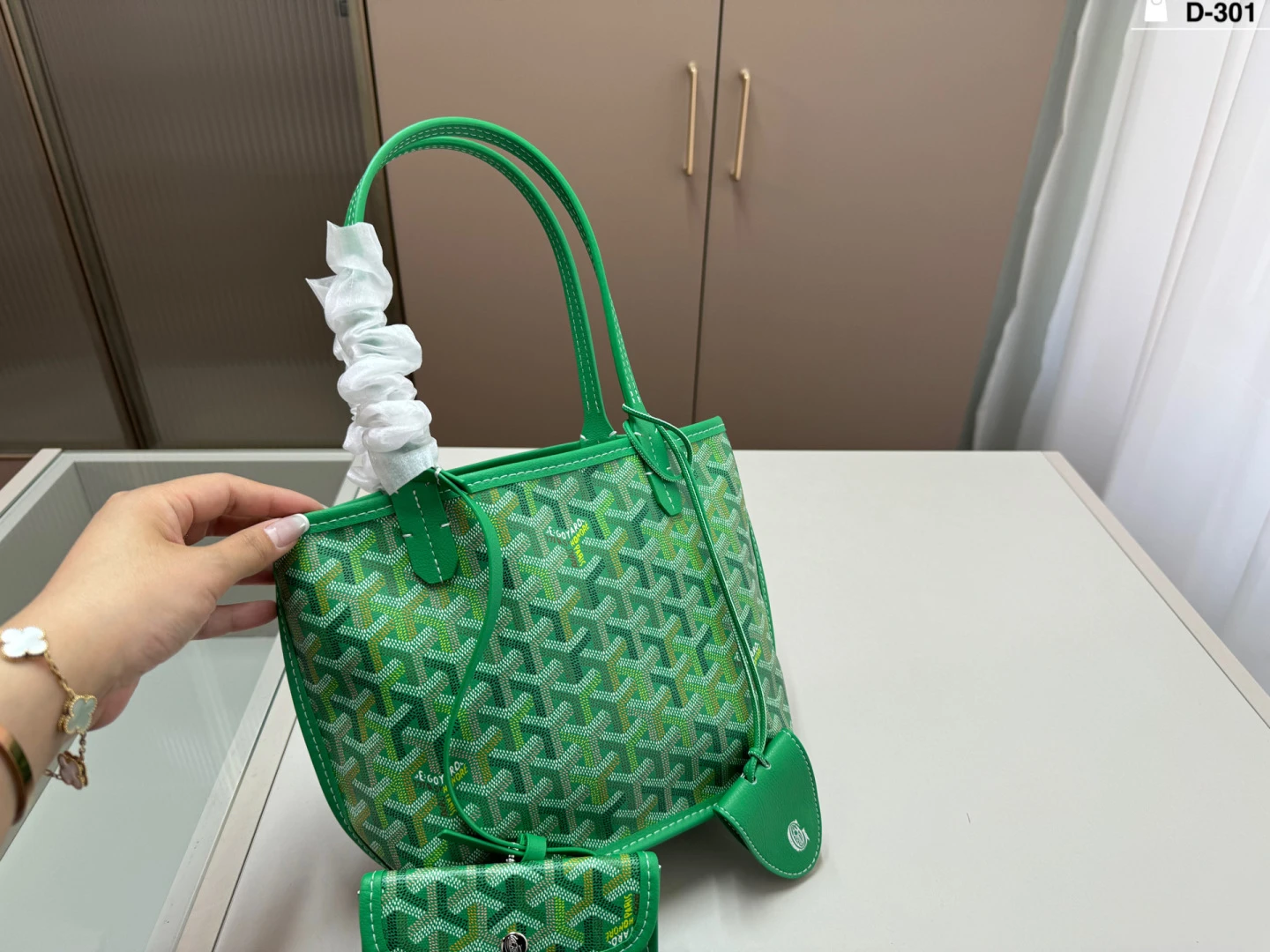 Goyard Bag — 8545b5c2