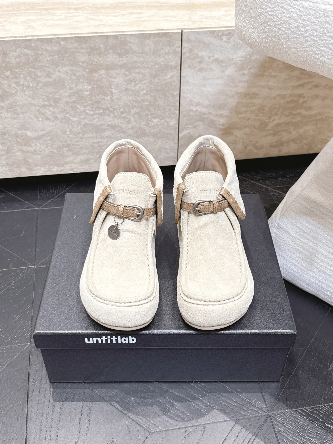 Boots — dbc63a38