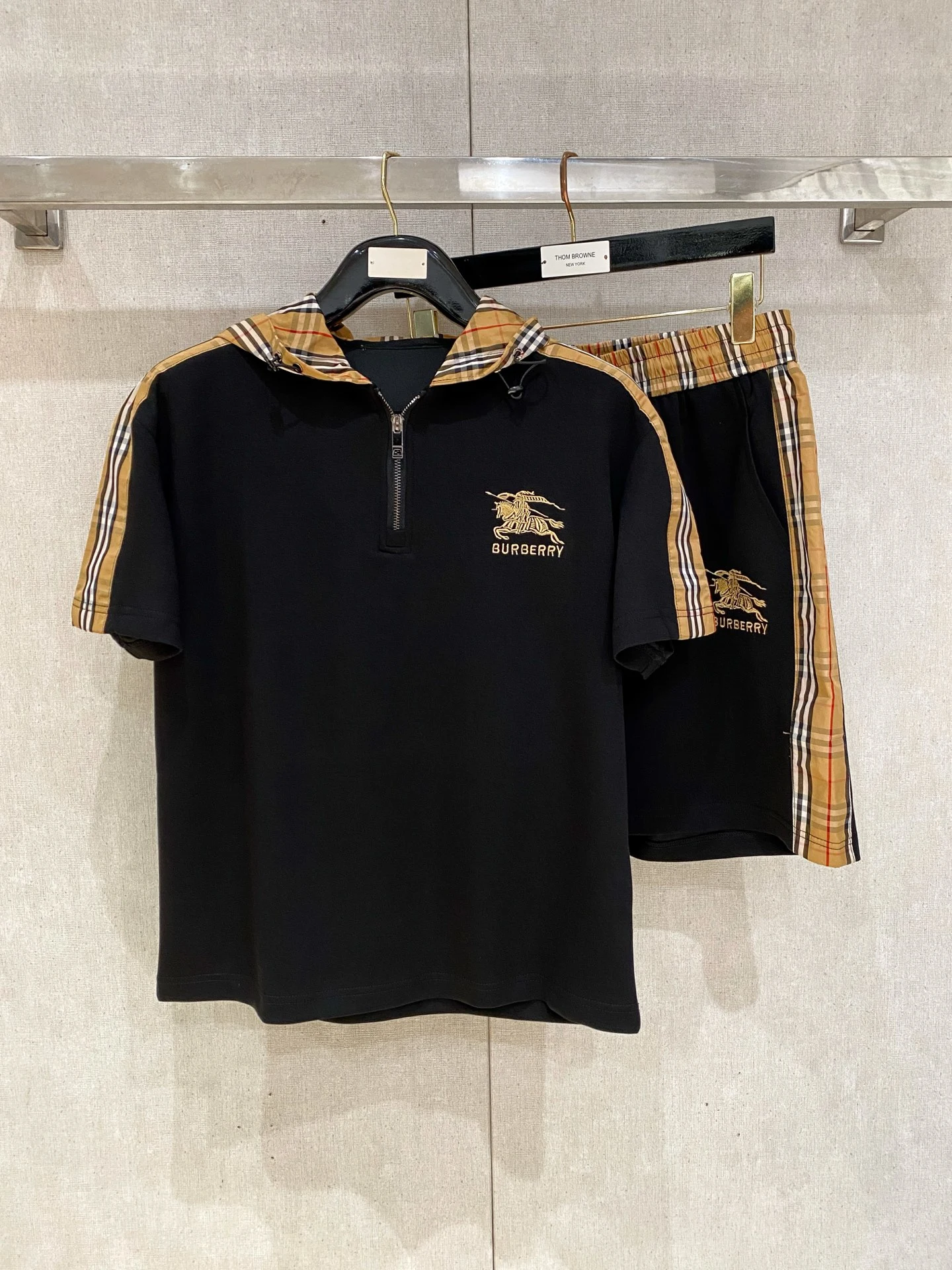 Burberry Matching Sets — 002ada25