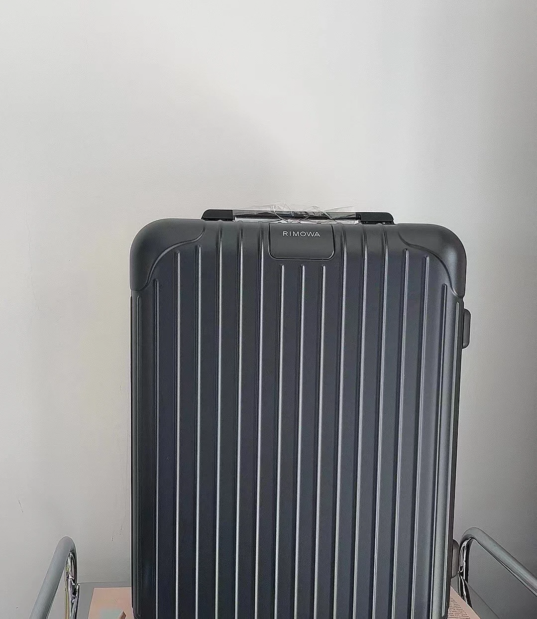 Rimowa Luggage — 8ebf13e9