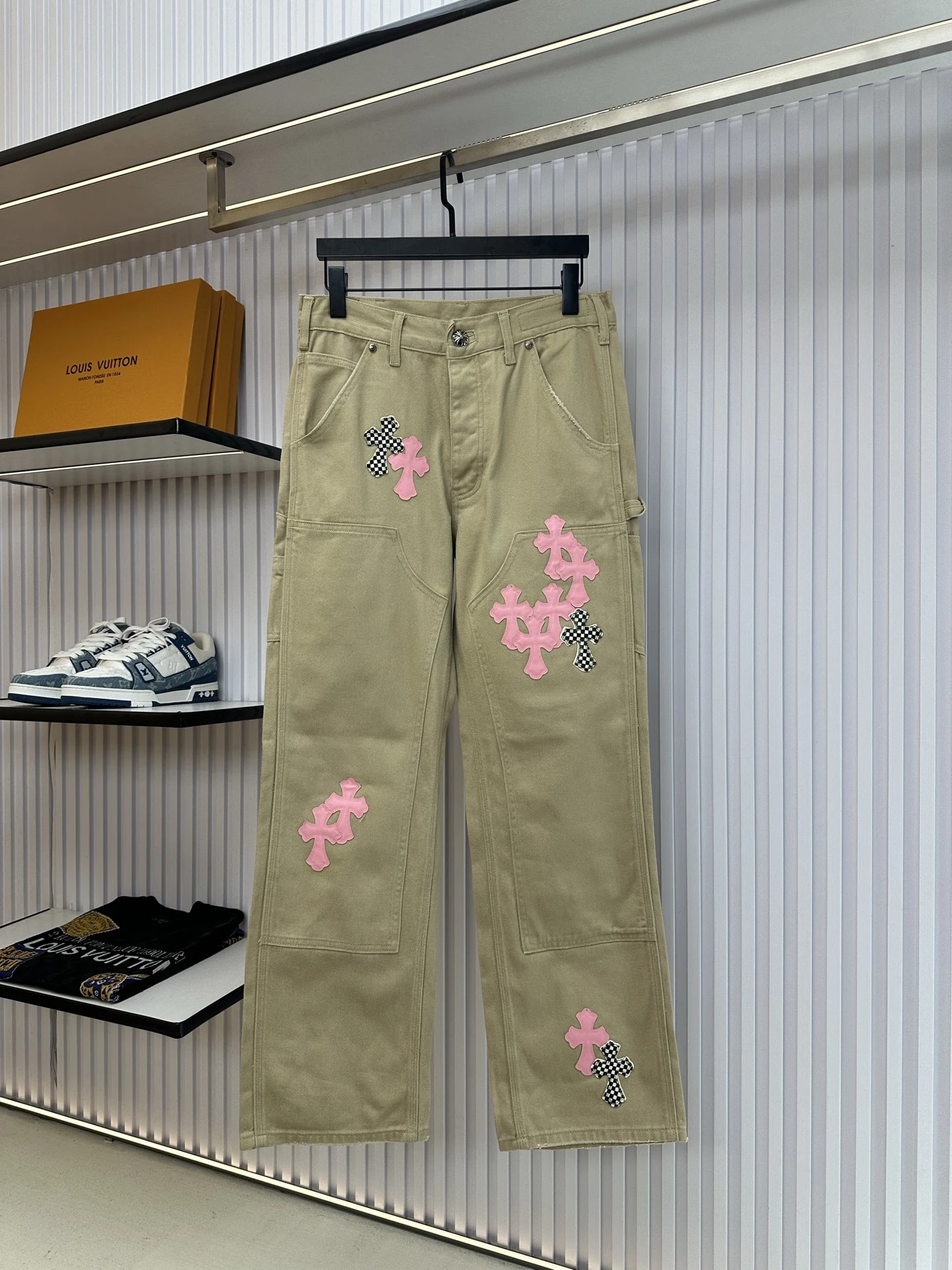 Chrome Hearts Jeans — 1ad75b03