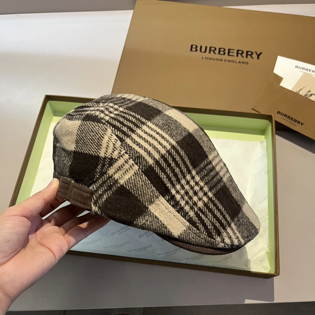 Burberry Hat — a8ef81f1