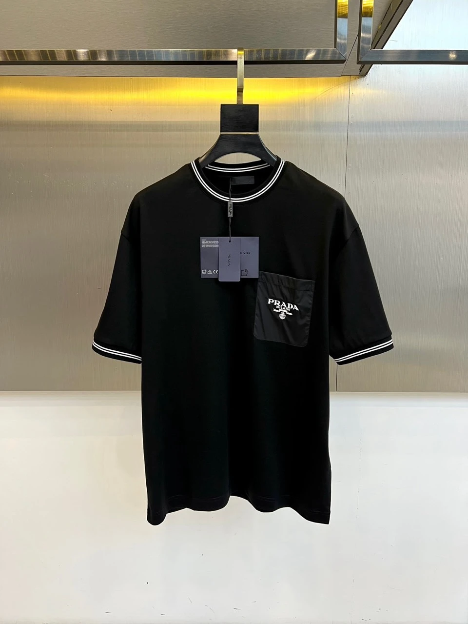 Prada T-Shirt — 1a141ec9