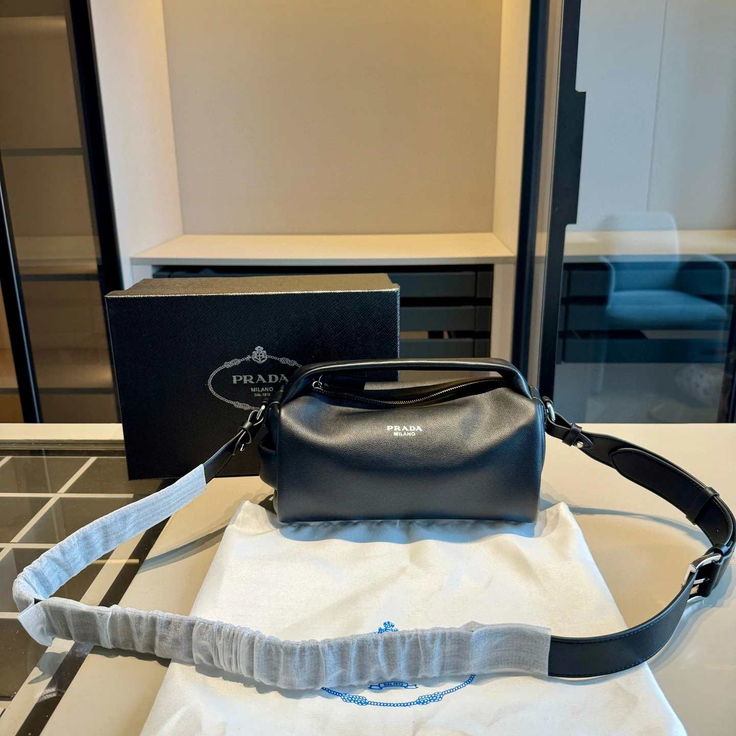 Prada Bag — 4b83def3