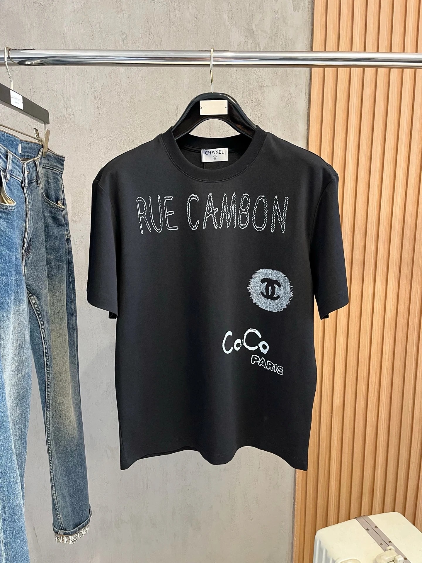 Chanel T-Shirt — a984b966