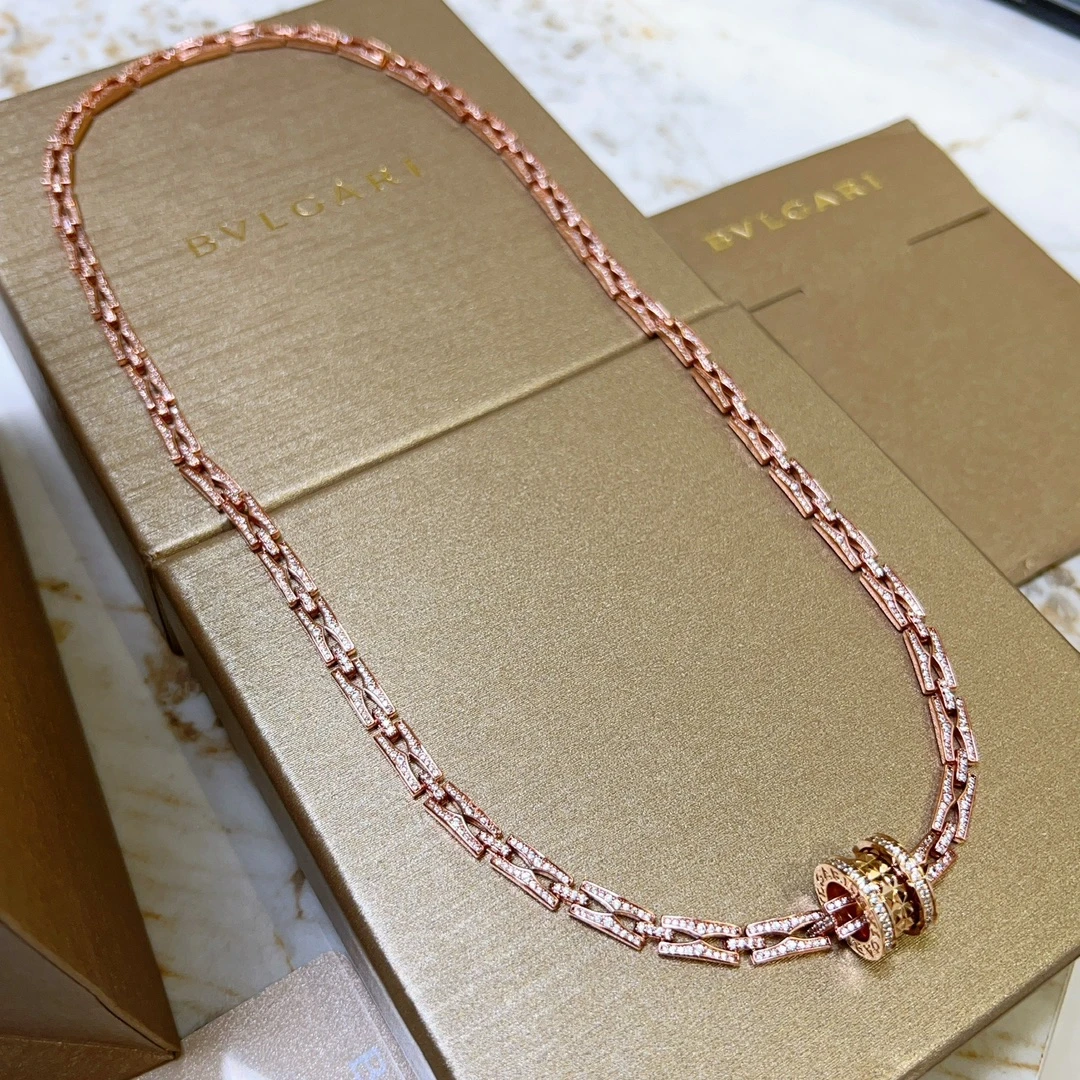 Bvlgari Jewellery — 1825b881