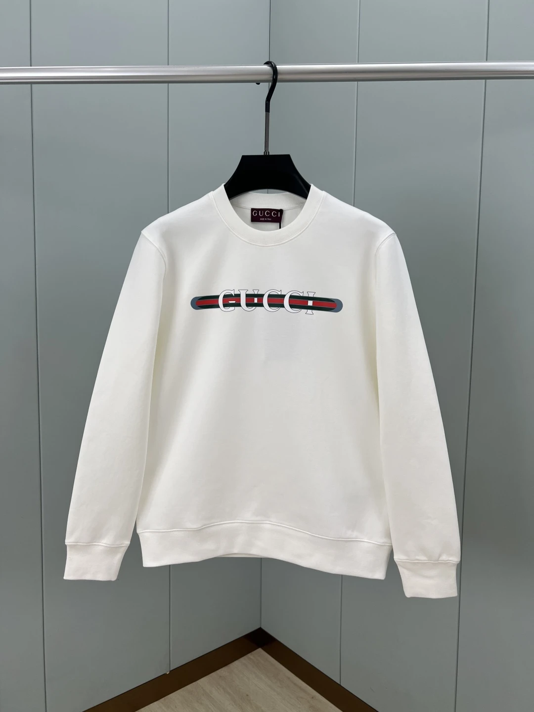 Gucci T-Shirt — 2c53a4a1