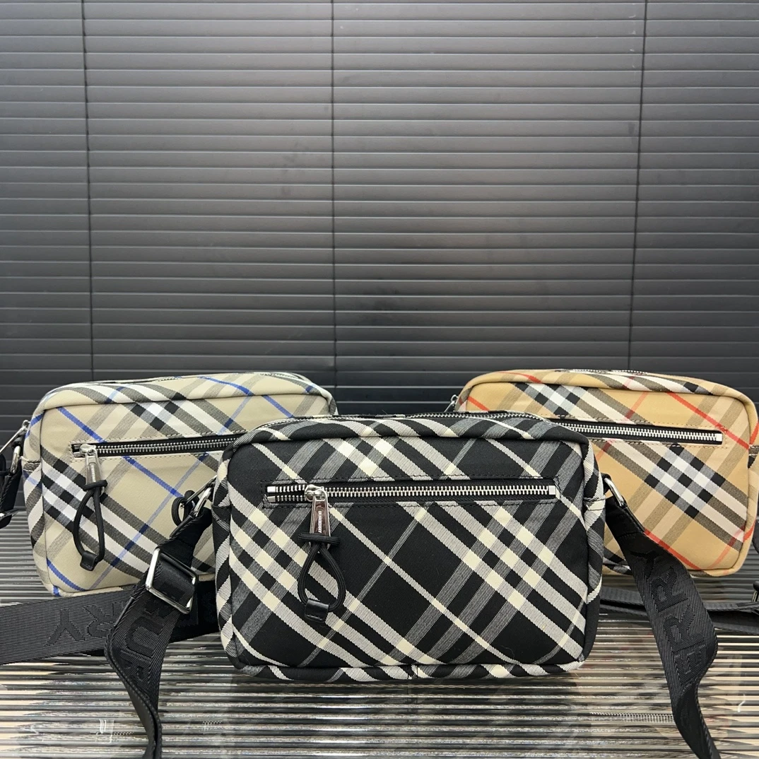 Burberry Bag — 3adc2612