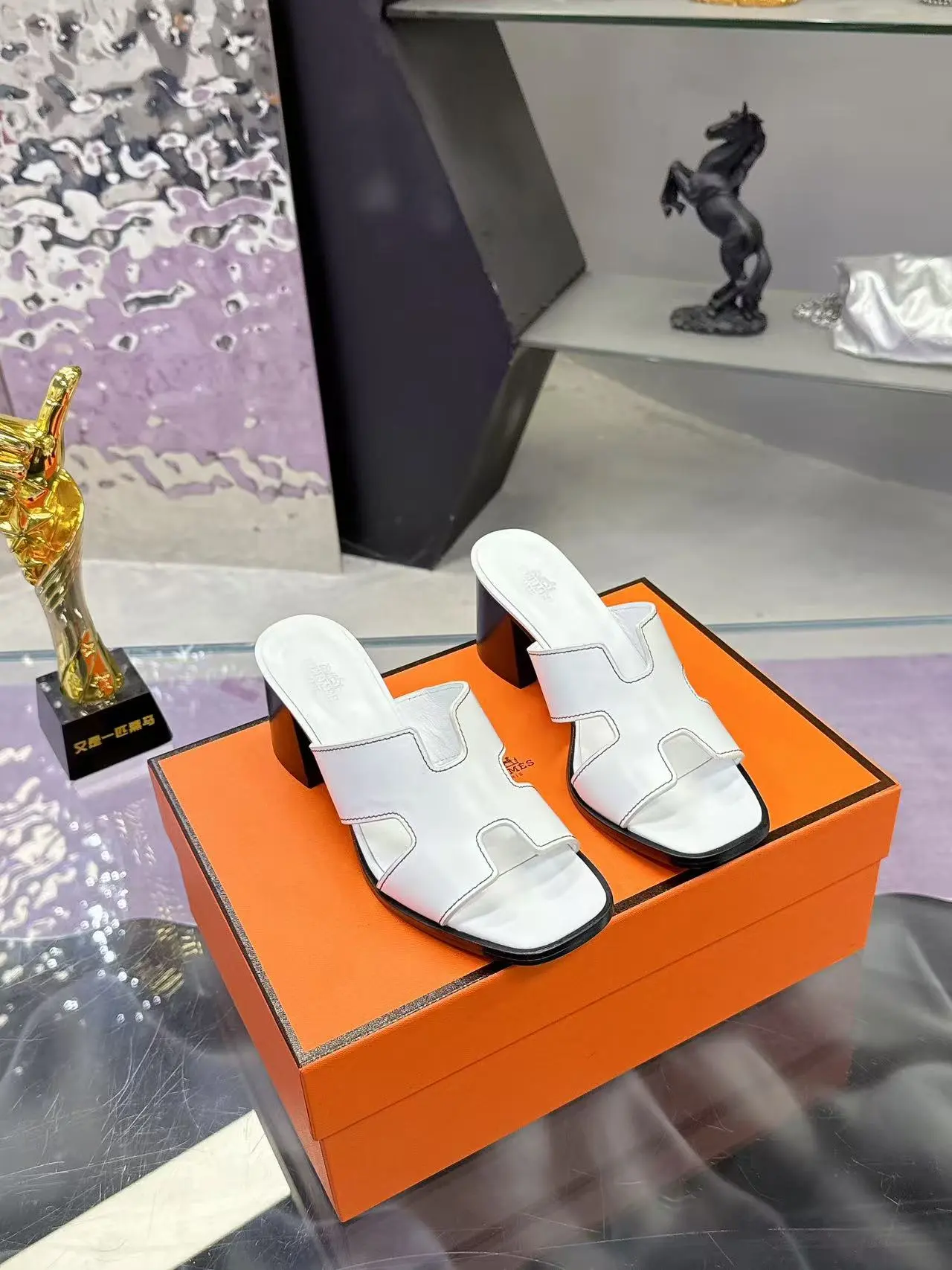 Hermès Slippers — d9c1ae6c