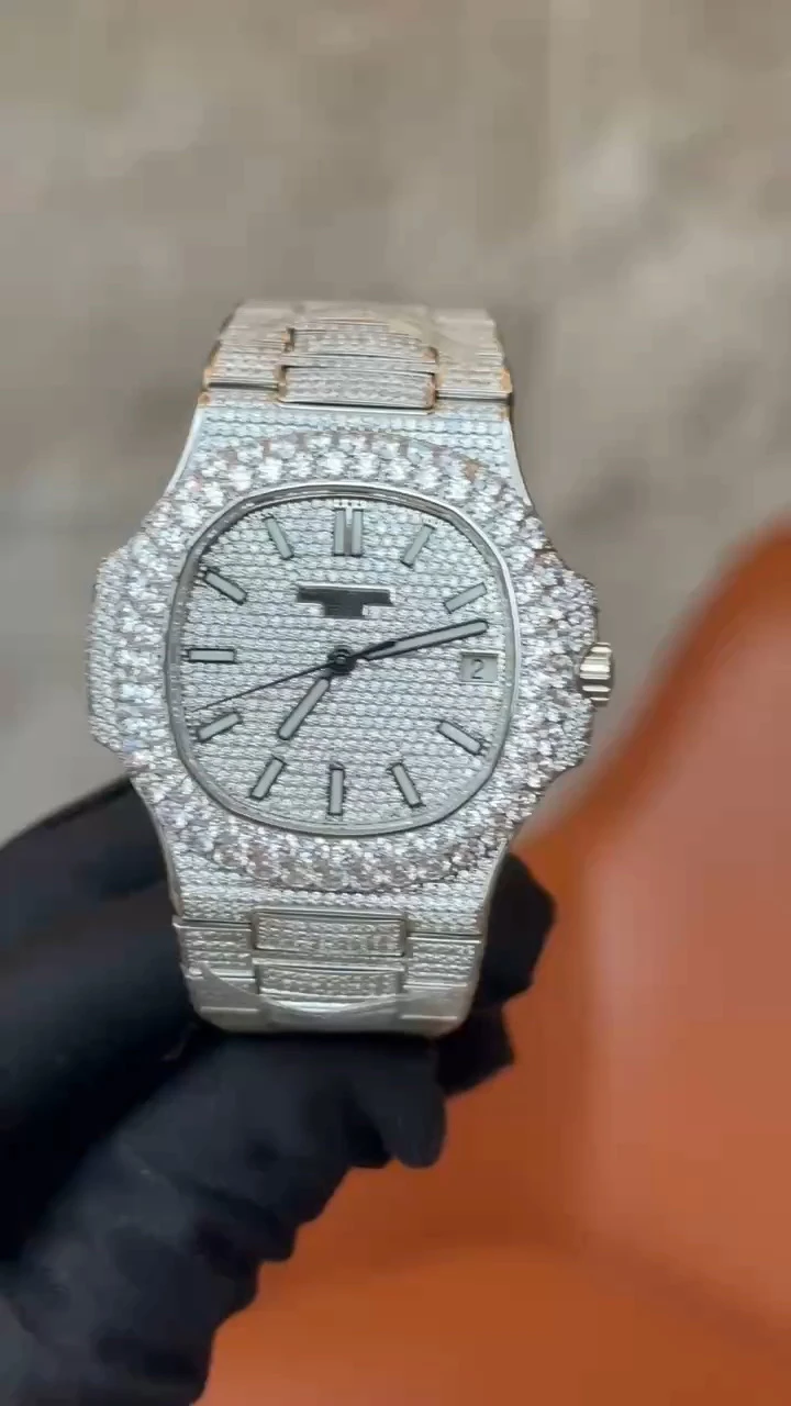 Patek Philippe Watch — 058dd516