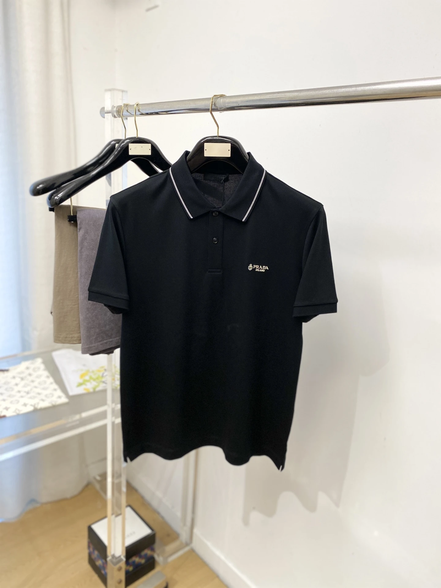 Prada T-Shirt — 7dcf1355