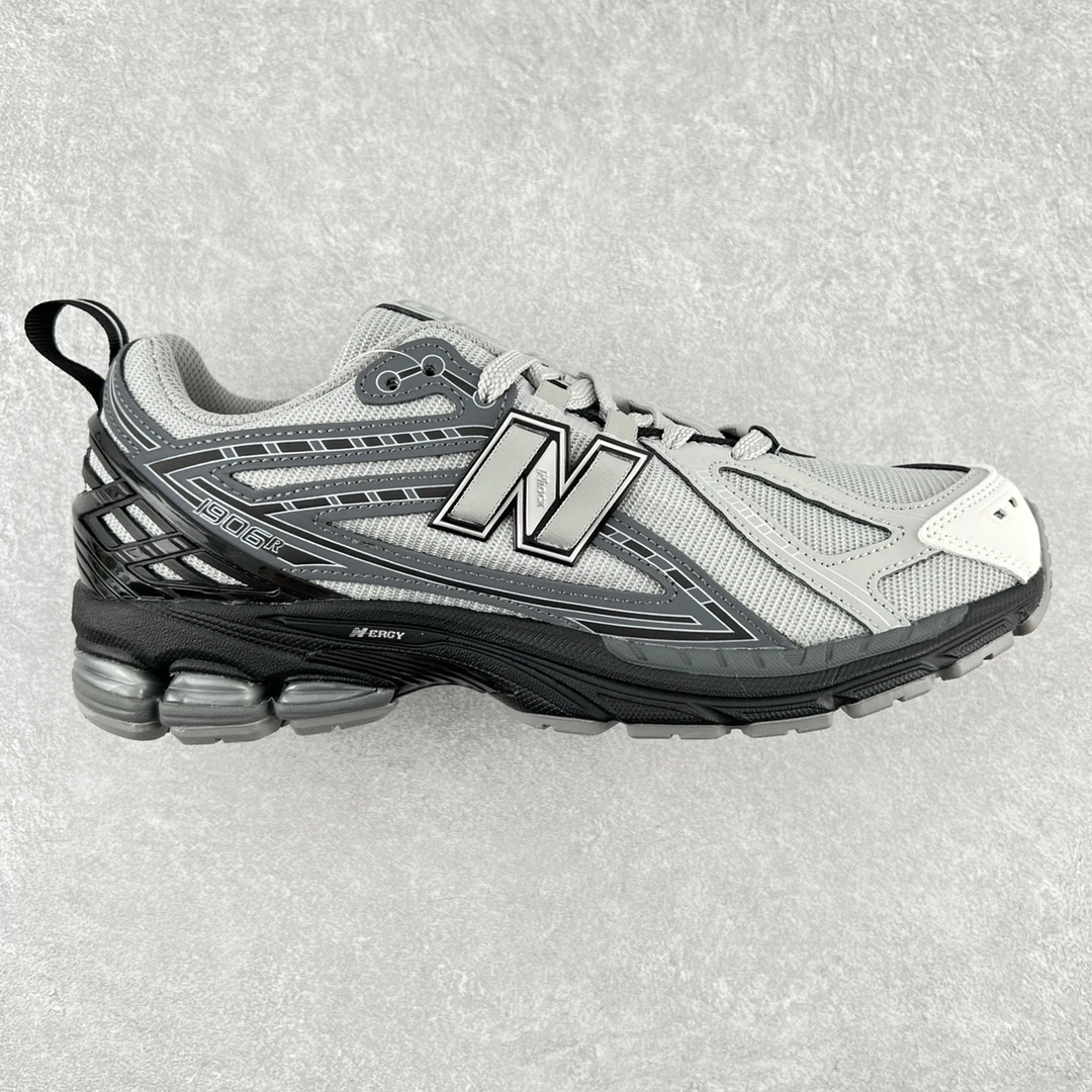 New Balance Sneakers — f95793d0