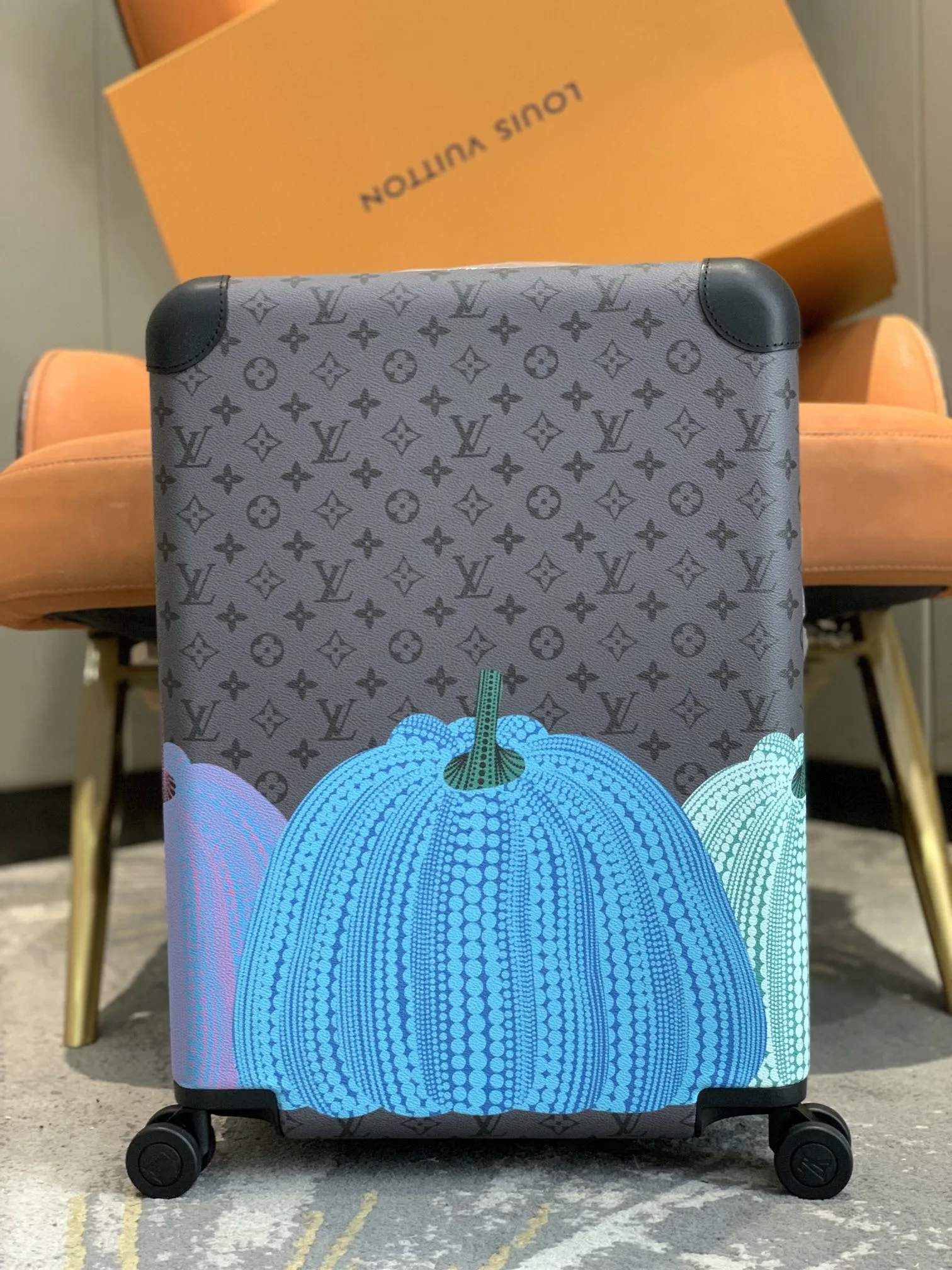 Luggage — 0f259919