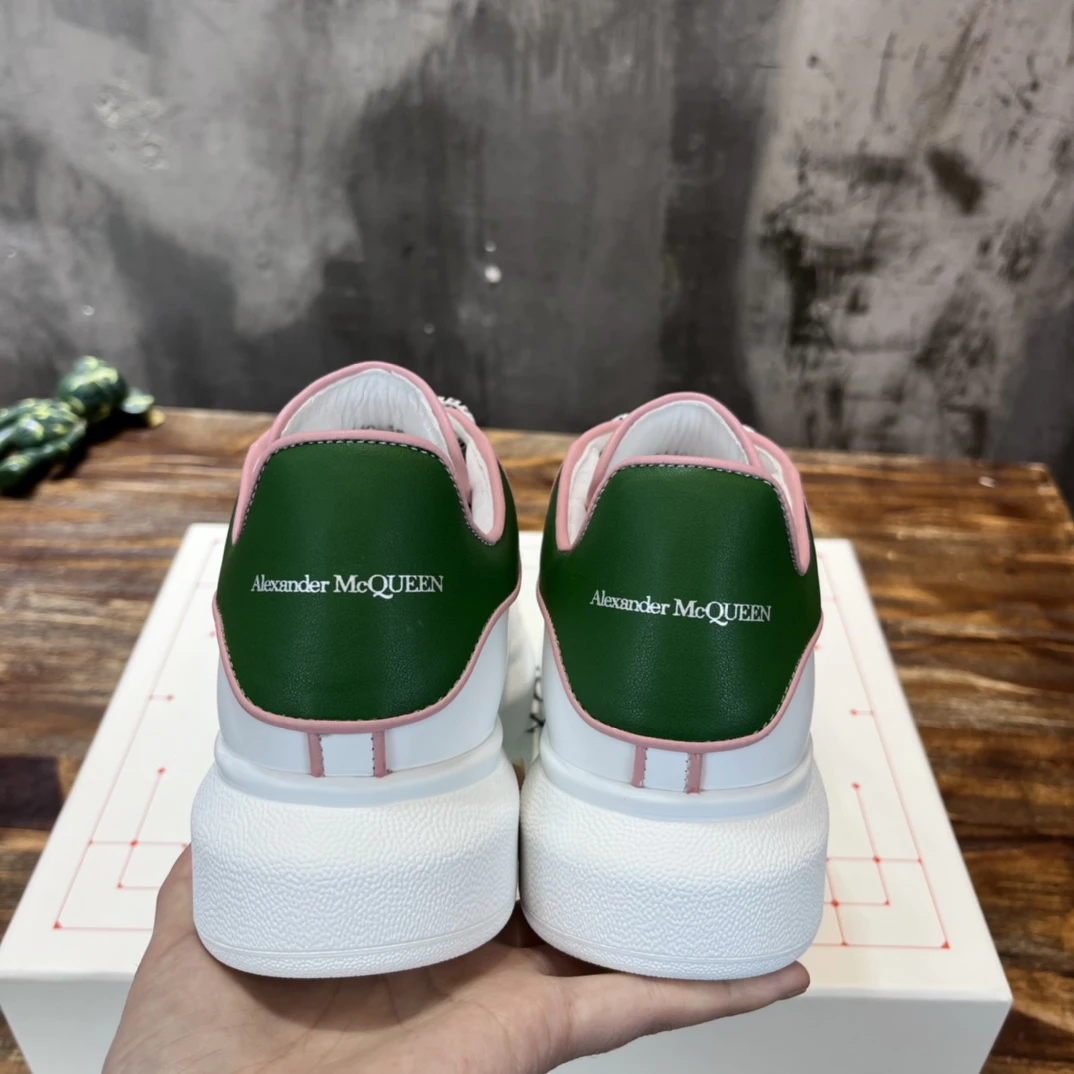 Alexander McQueen Sneakers — 6b79c291