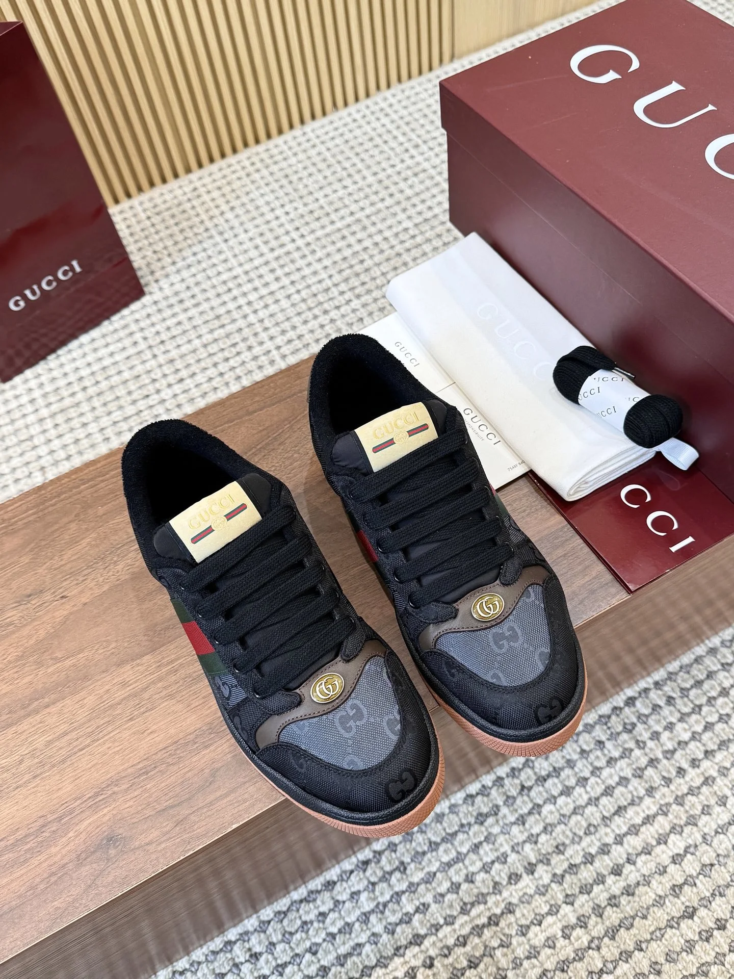 Gucci Shoes — 858bd40c
