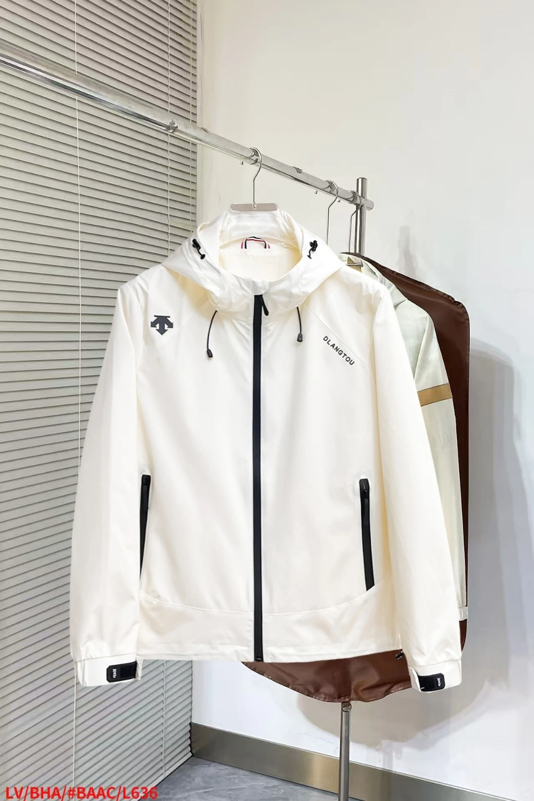 Jackets — 2ea0000c