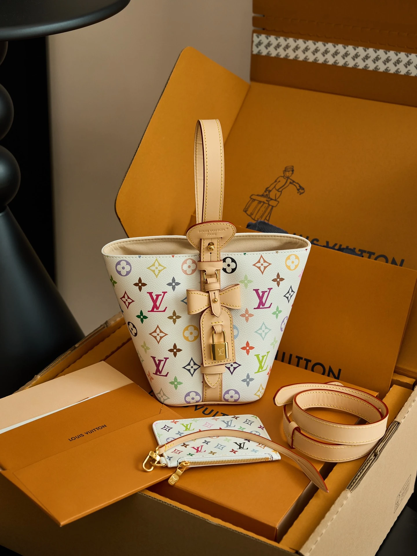 Louis Vuitton Bag — 4bcd69e9