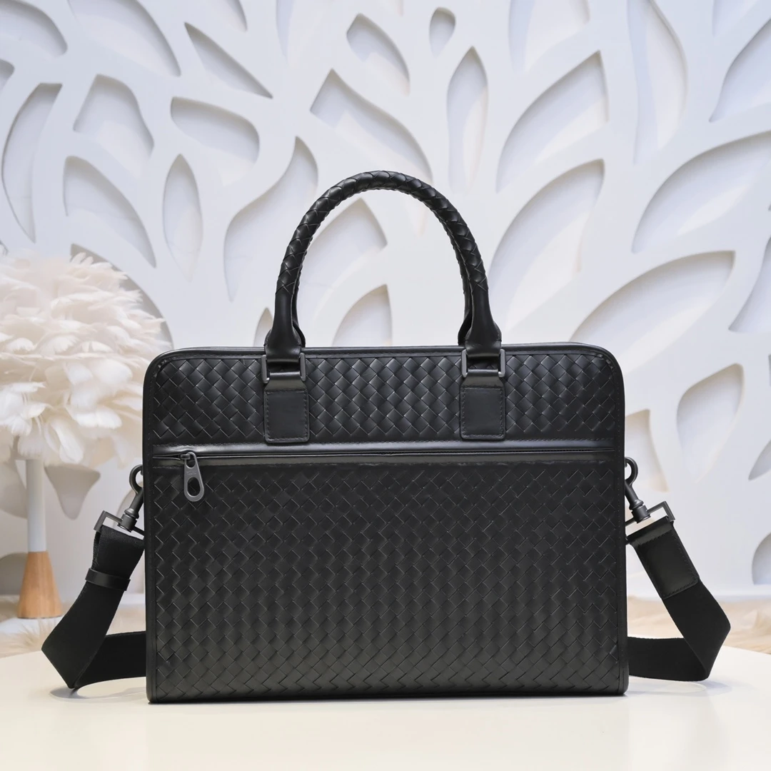 Bottega Veneta Bag — 50b757f2