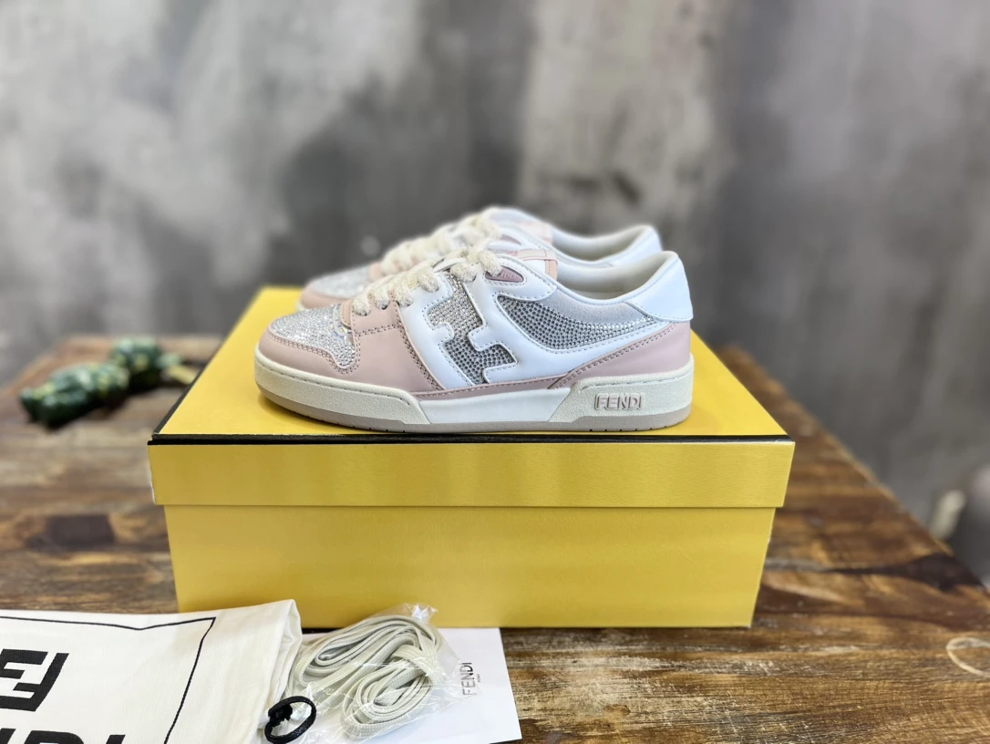 Fendi Sneakers — e1187e3c