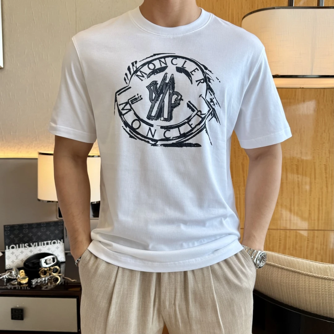 Moncler T-Shirt — e91d3773