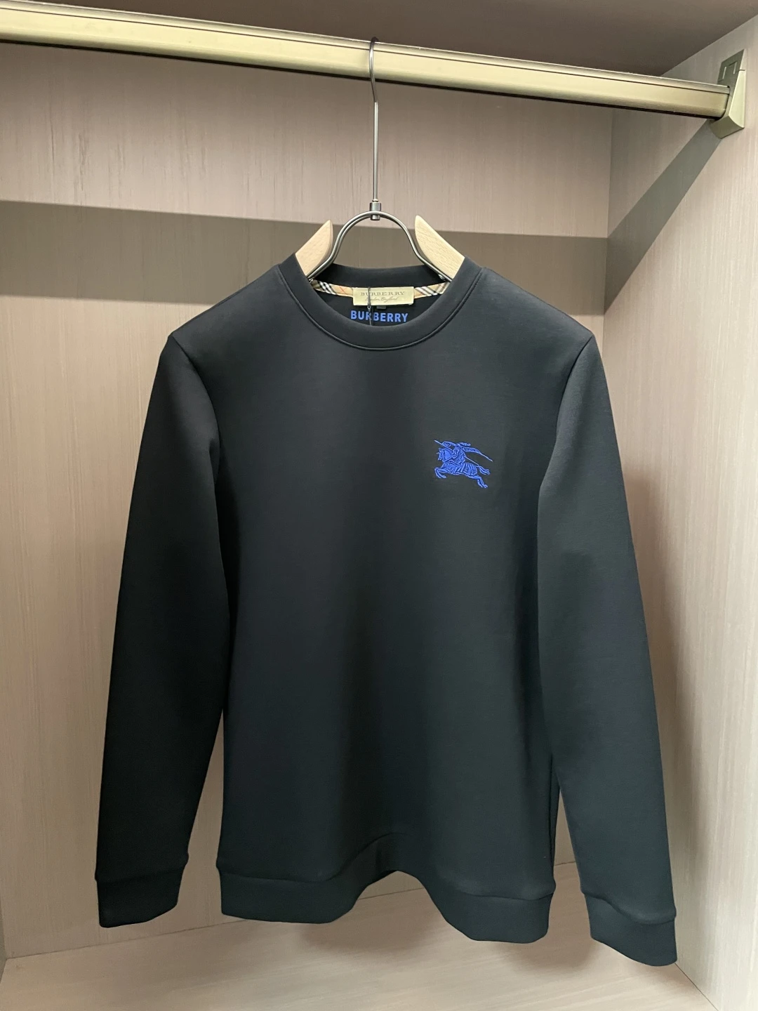 Sweatshirts — 90481e71