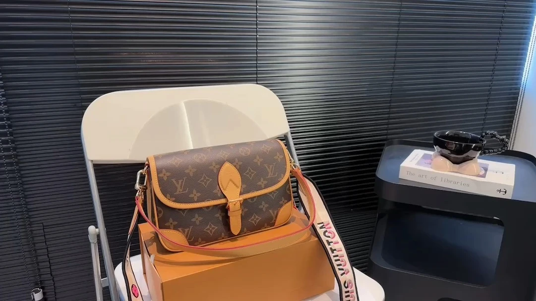 Travel Bags — 39ae44a5