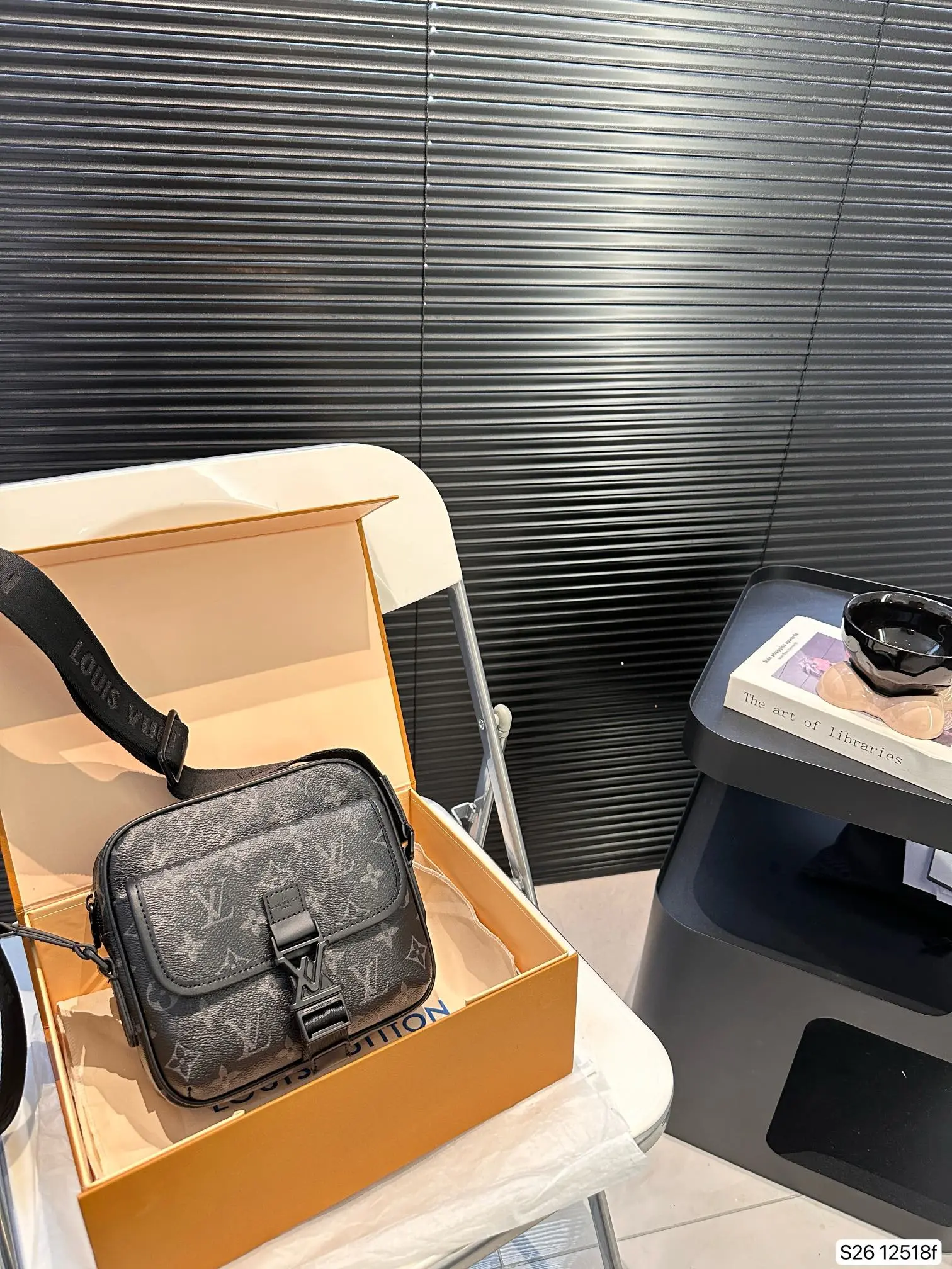 Louis Vuitton Bag — bda3c634