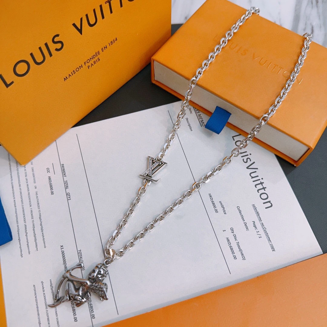 Louis Vuitton Necklaces — 90feaf44