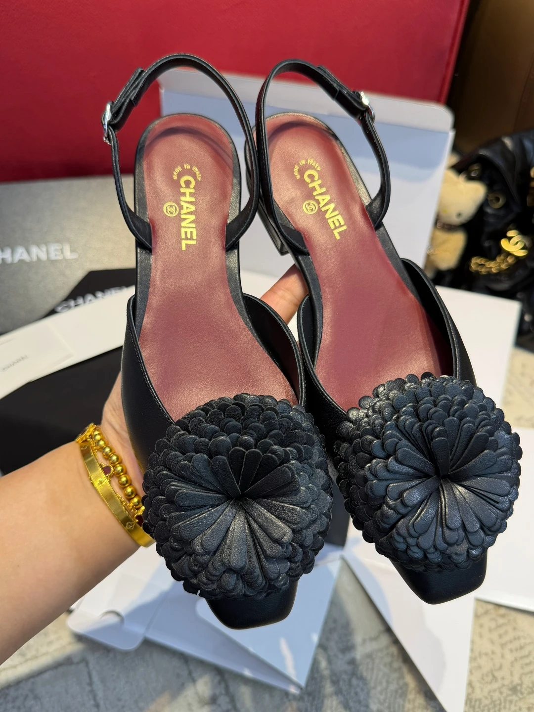 Chanel Shoes — 99ba9bec
