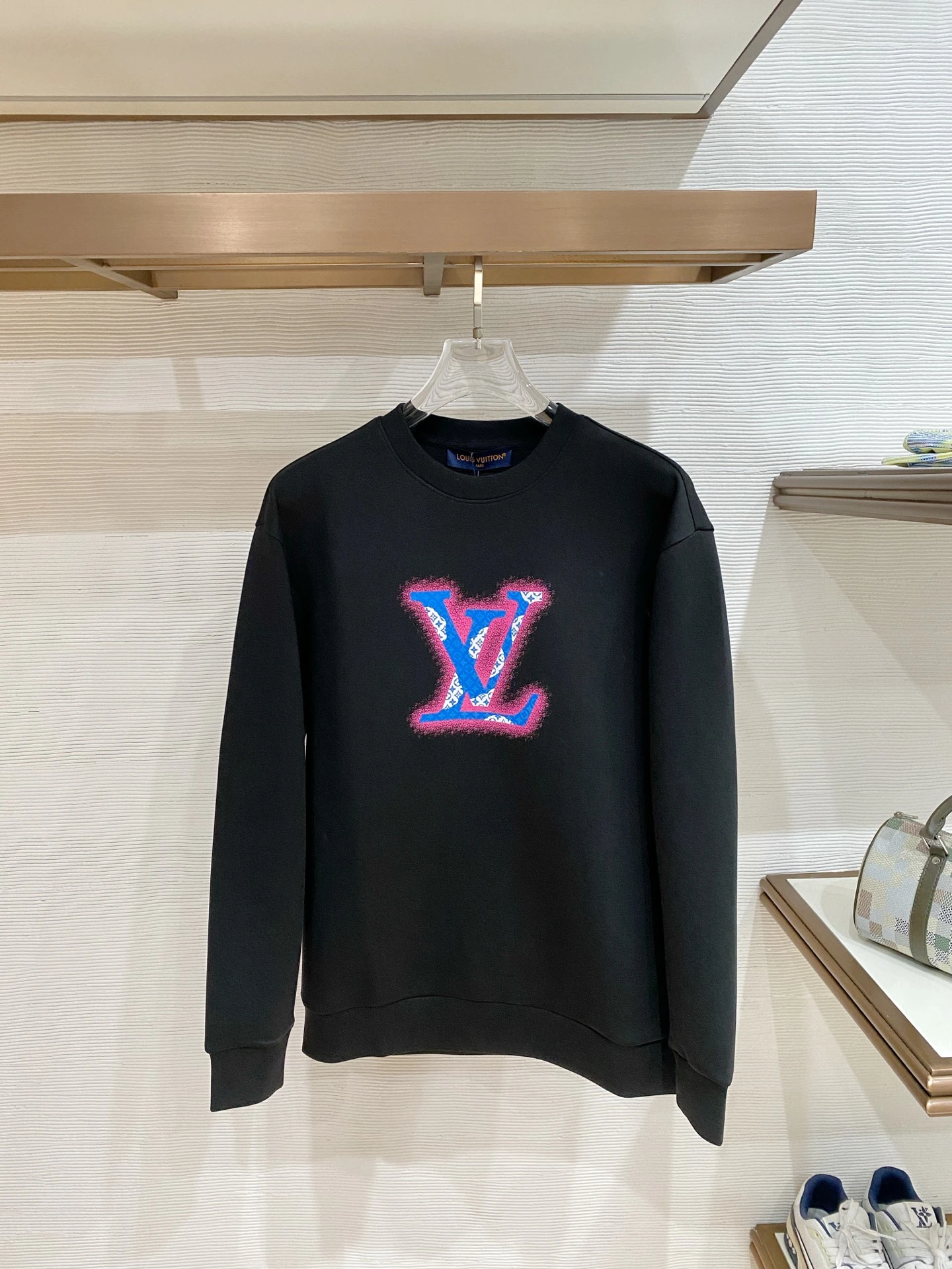 Louis Vuitton Sweatshirts — 26ac0c1e