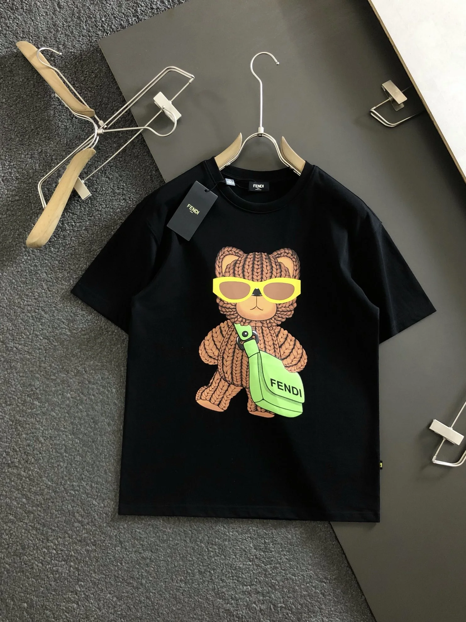 Fendi T-Shirt — 47c5c03c