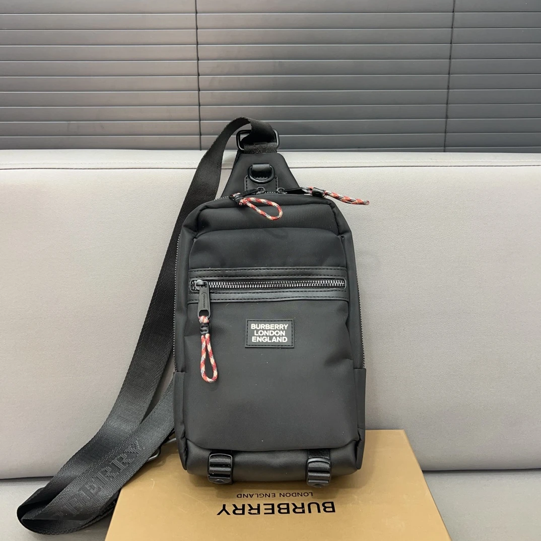 Burberry Bag — c13cd509