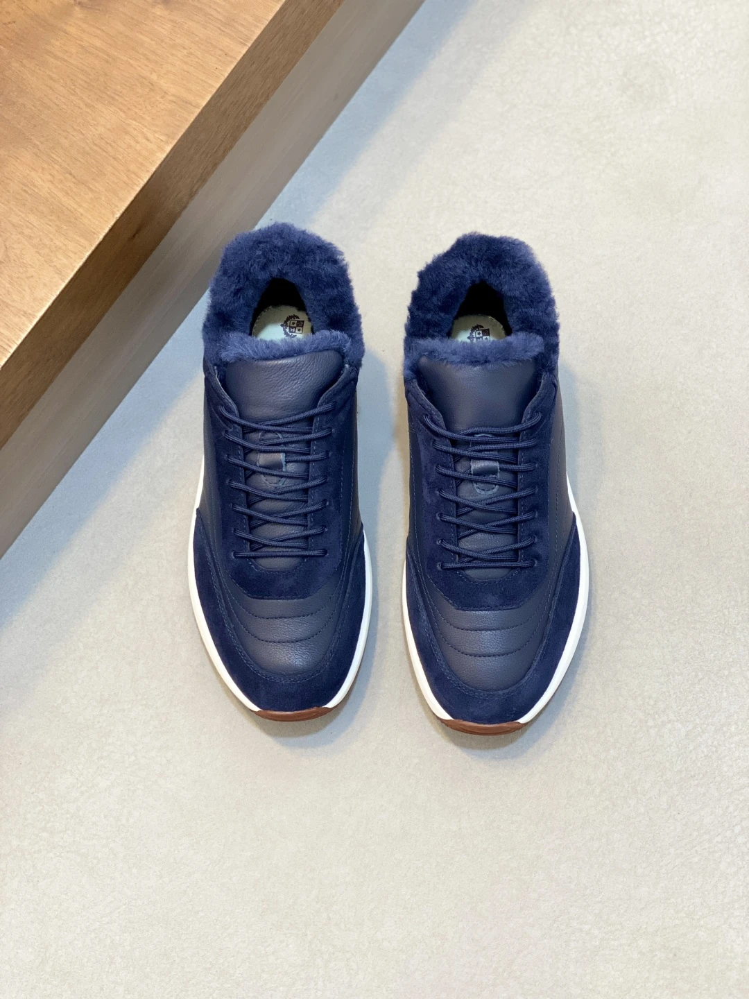 Loro Piana Sneakers — 1fea40b9
