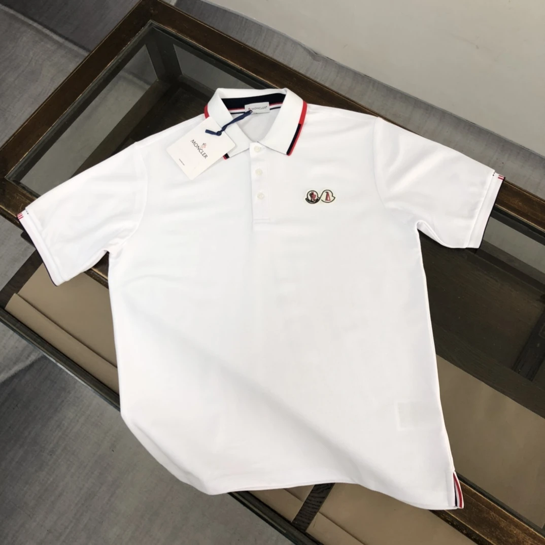 Moncler T-Shirt — 6a795e55