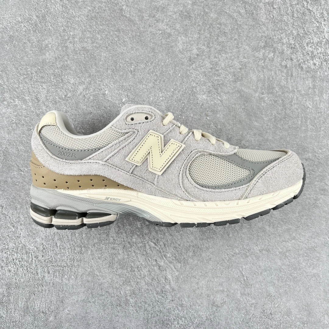New Balance Shoes — 3b47e2c1