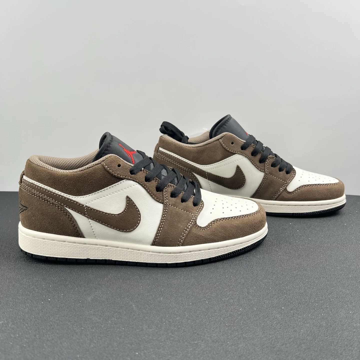 Nike Shoes — b968d0f1