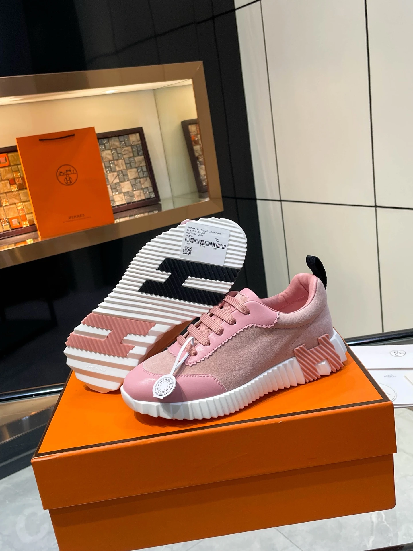Hermès Sneakers — 6e65813a