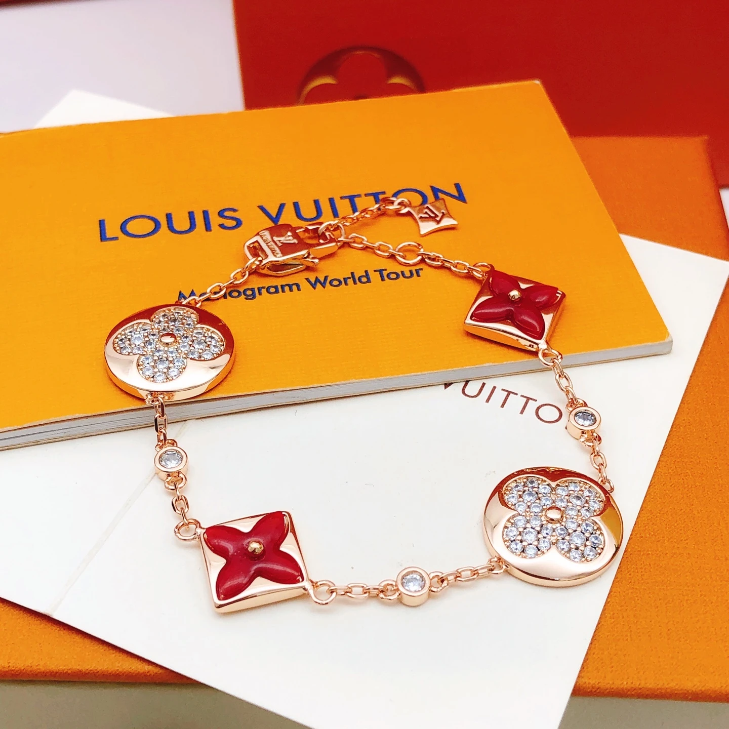 Louis Vuitton Bracelets — 94b17614