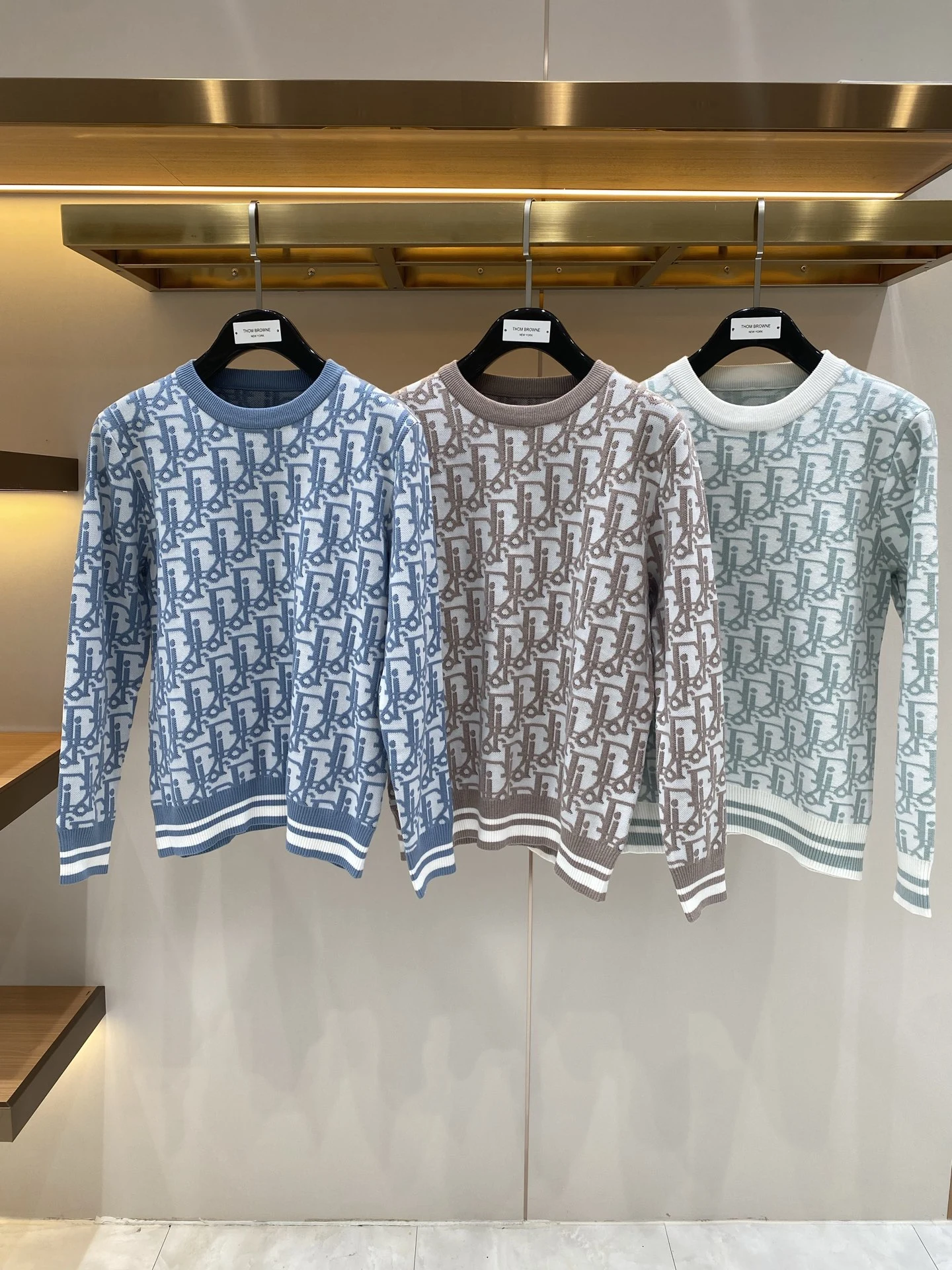 Knitwear — 1395b01d