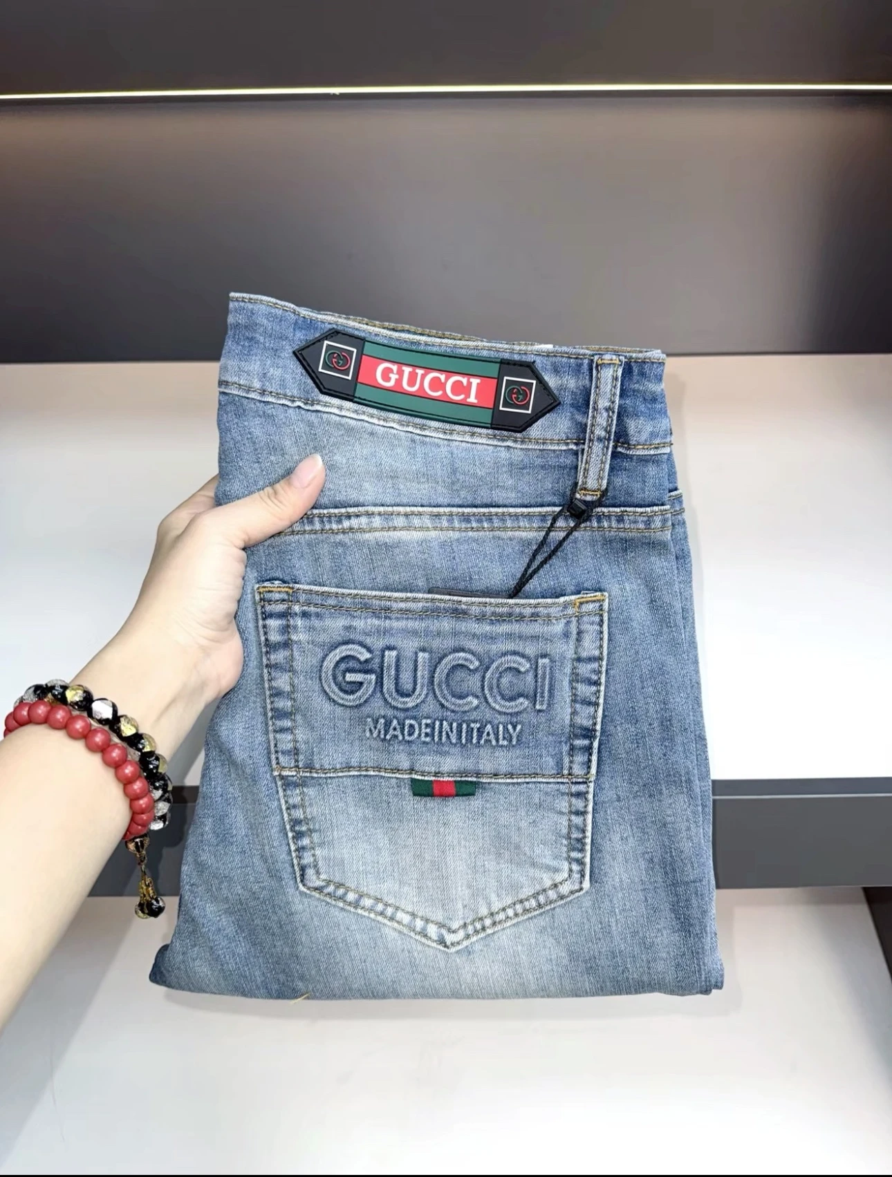 Gucci Jeans — 8d566028