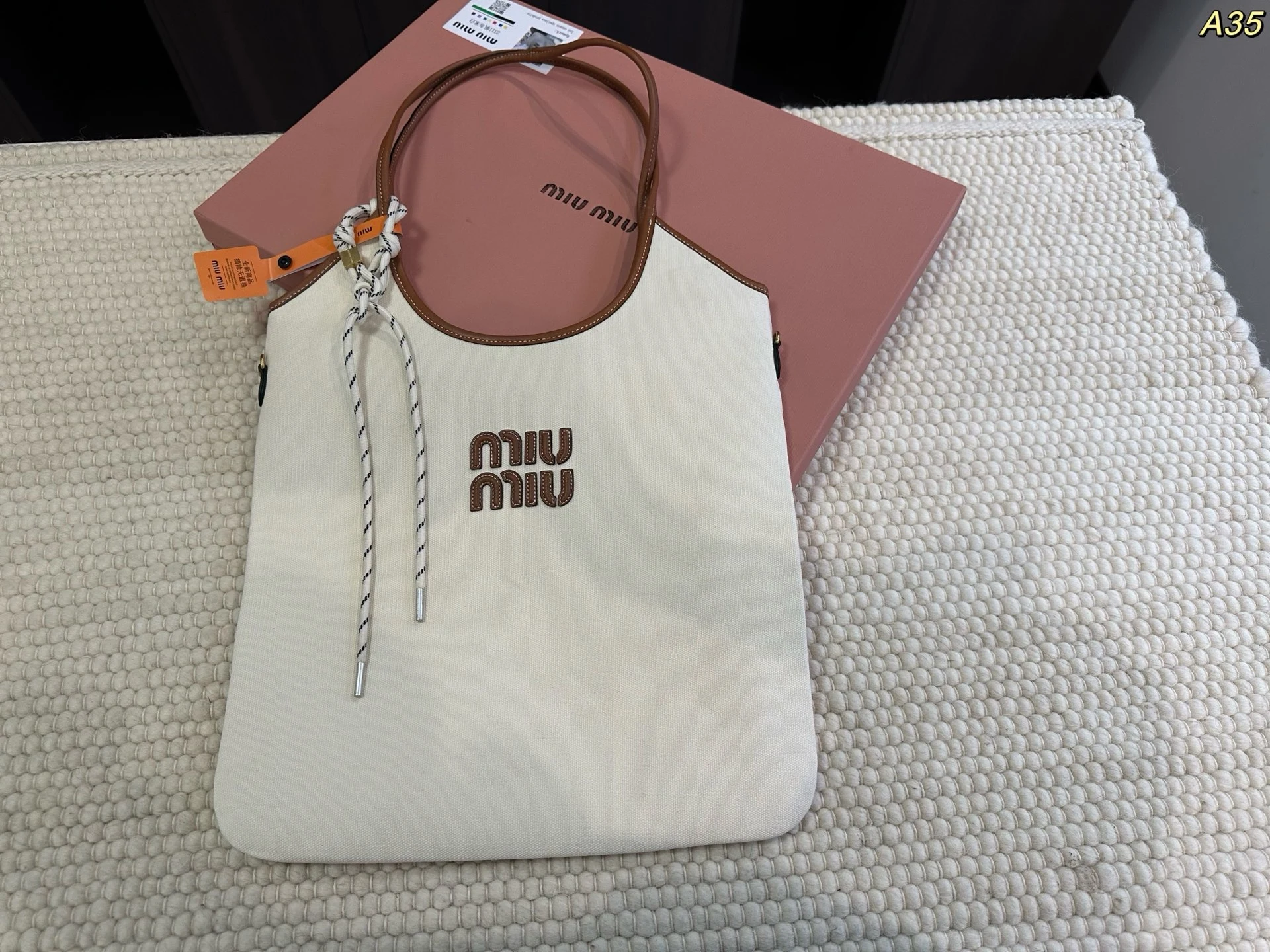 Miu Miu Bag — 1d160ce9