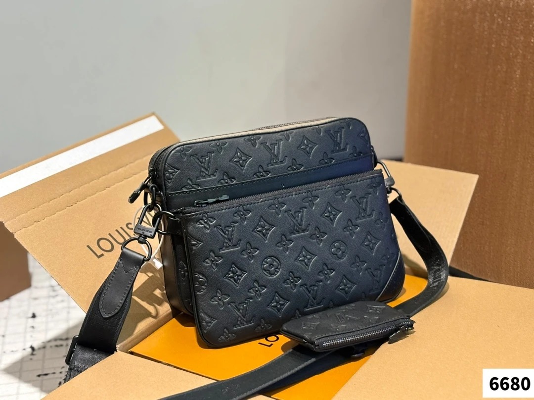 Louis Vuitton Bag — 3e1f2189