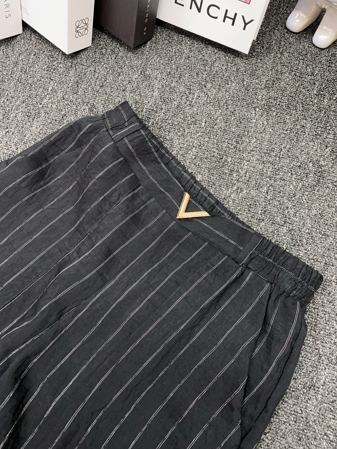 Trousers — 230ccd39