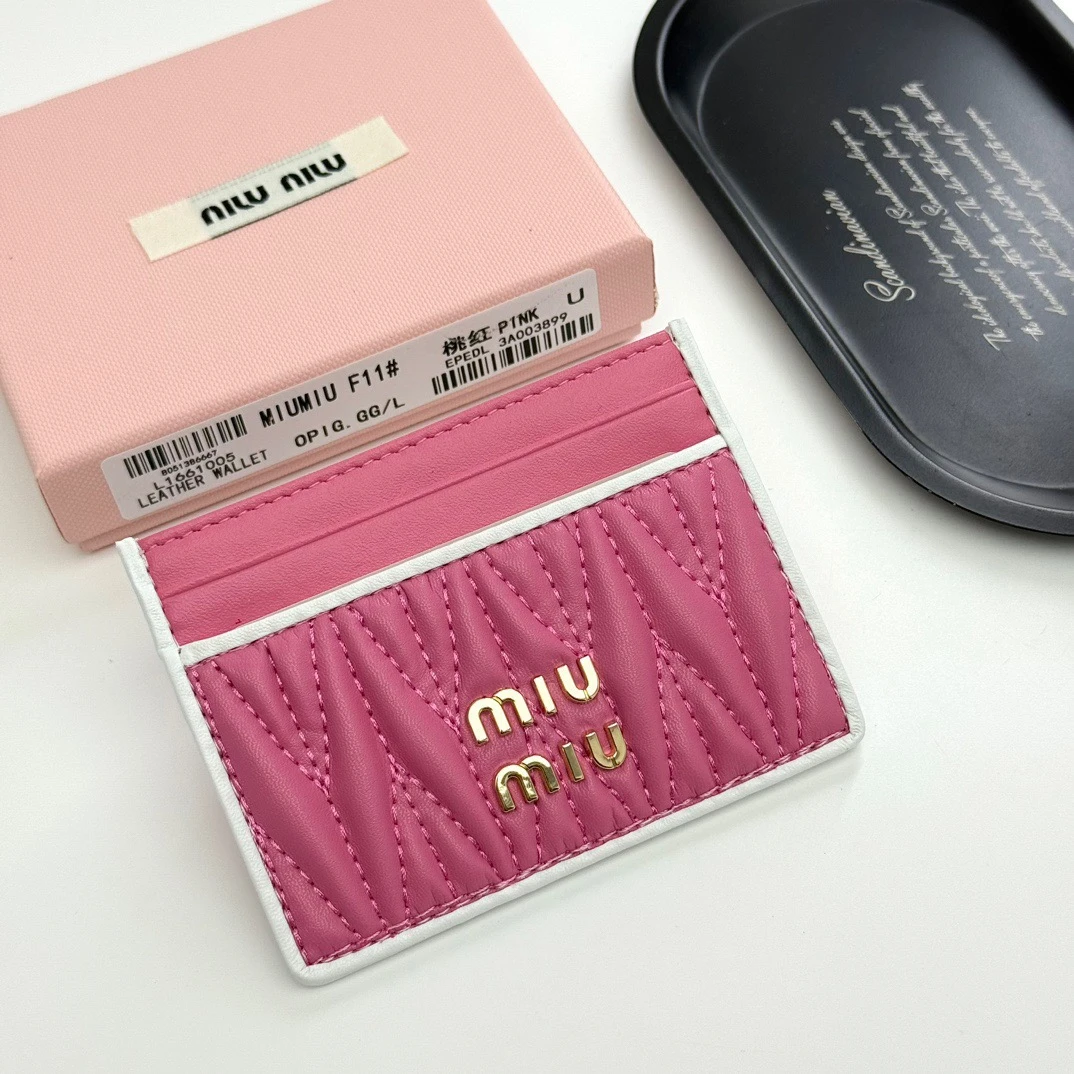 Miu Miu Bag — d7edfdad